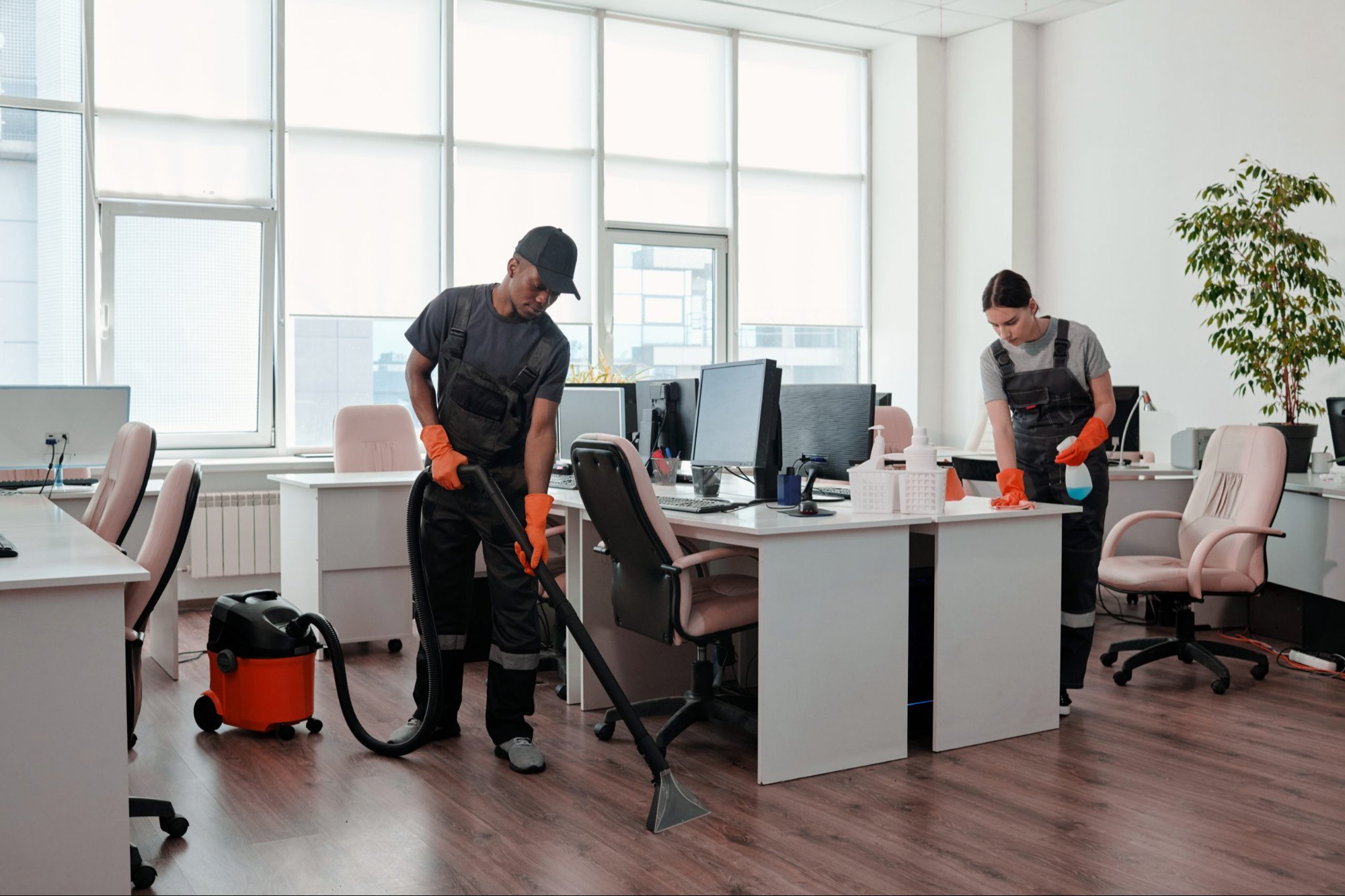 Office deep cleaning service